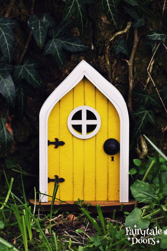 Fairy Door 'Mara' in Yellow
