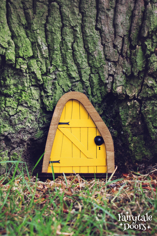 Fairy Door 'Iris' in Yellow