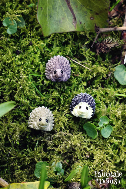 Set of 3 miniature hedgehogs