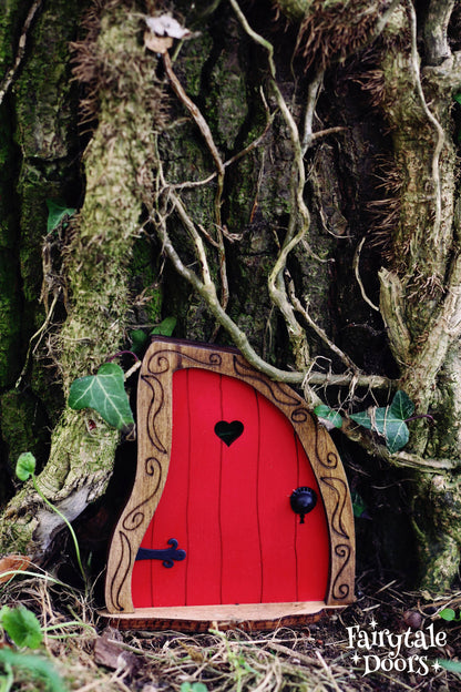Fairy Door 'Nanda' in Red