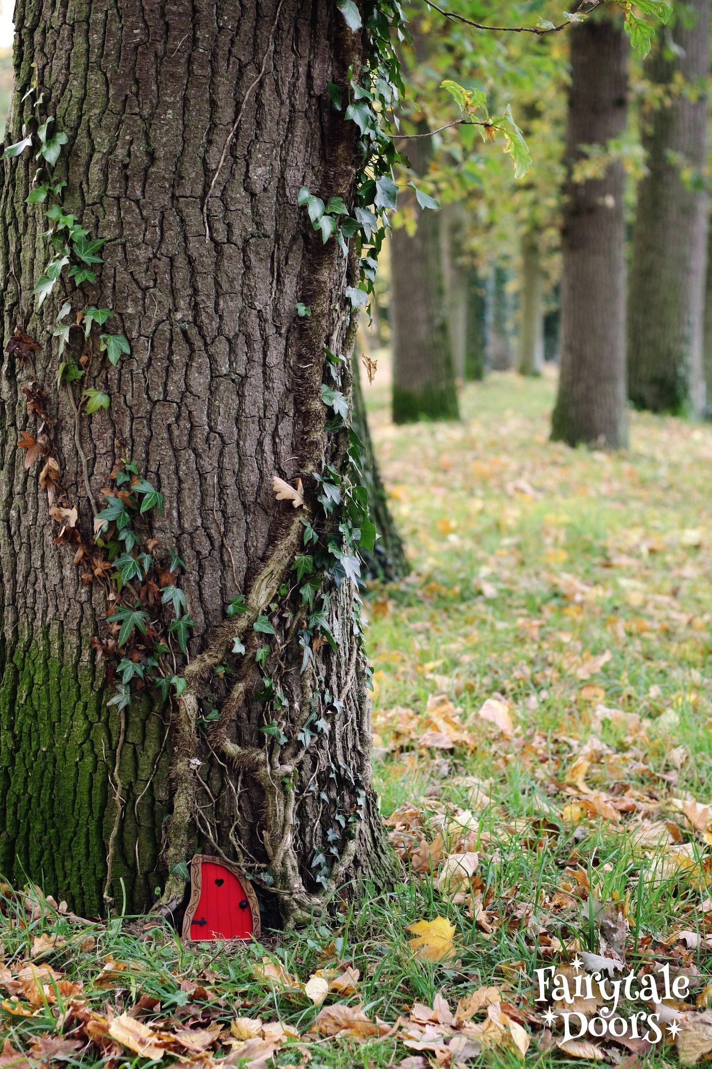 Fairy Door 'Nanda' in Red