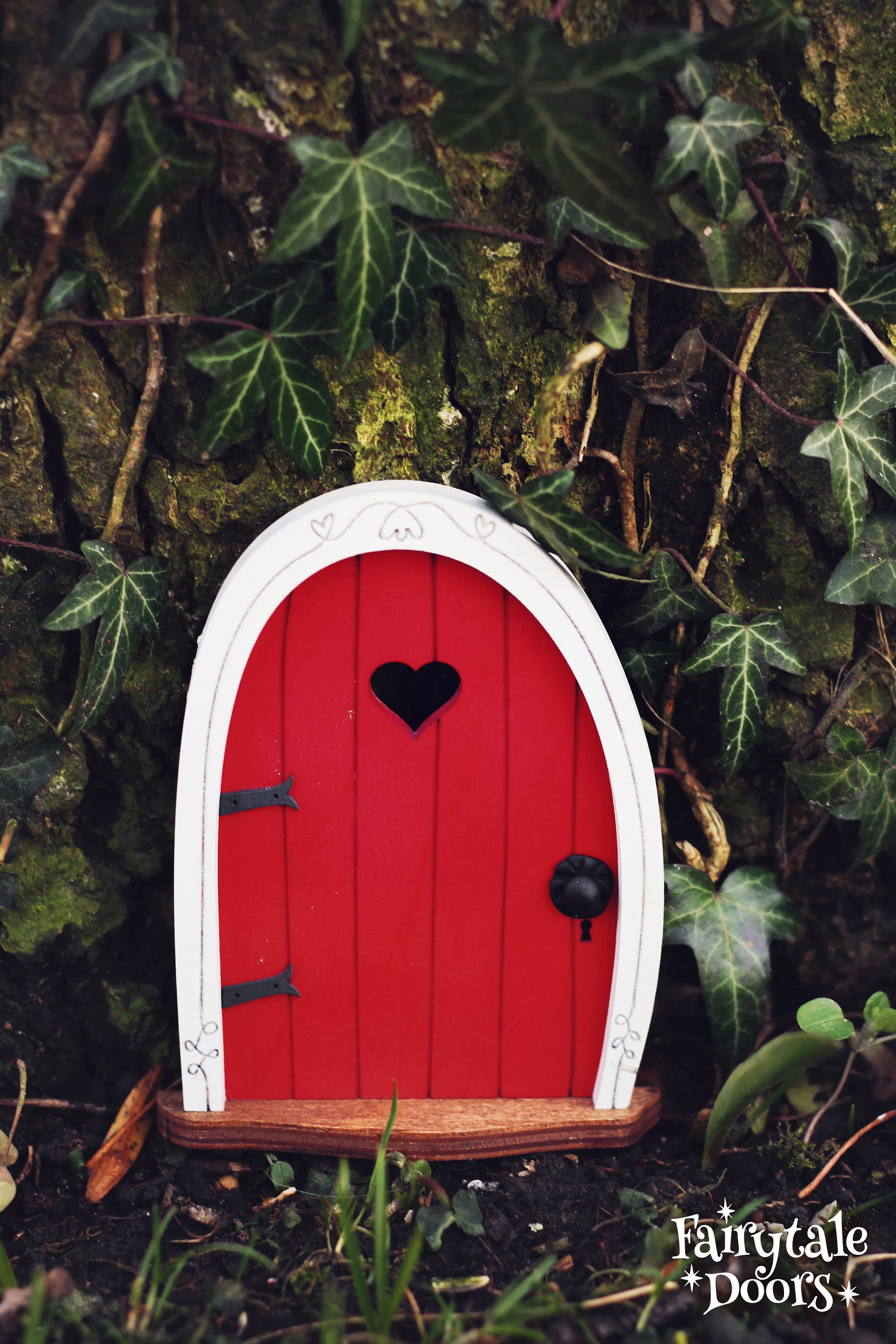 Fairy Door 'Bella' in Red