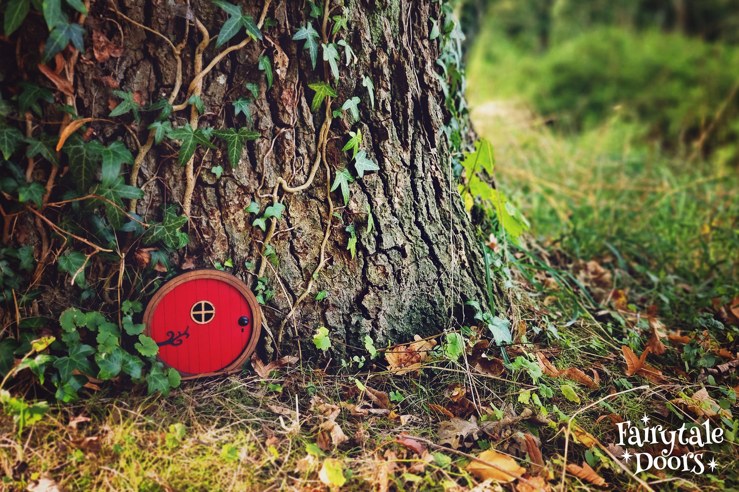 Fairy Door 'Otis' in Red