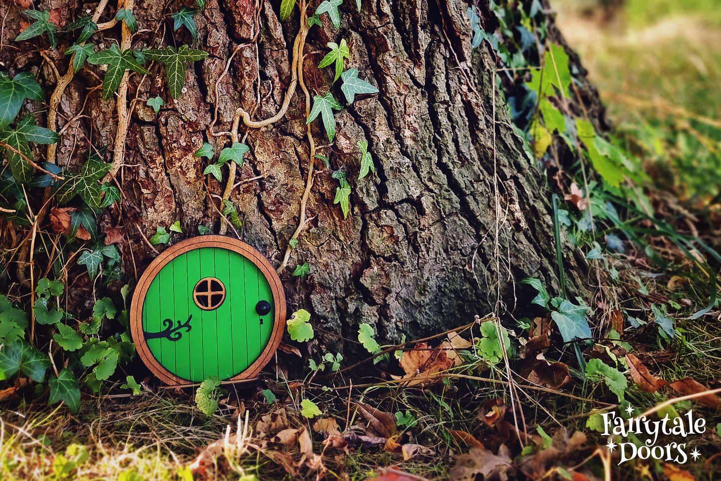 Fairy Door 'Otis' in Dark Green